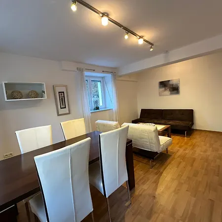 Liv-in Premium Apartment